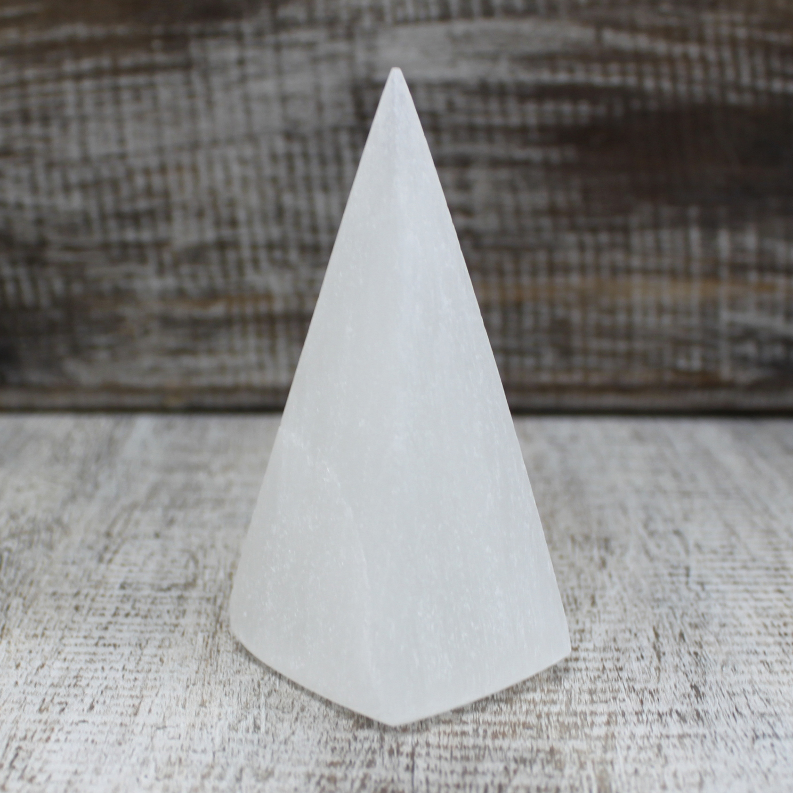 Selenite Pyramid - 10 cm  (SelW-07)