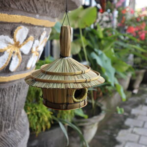 Small Round Seagrass Bird Box 17x17cm  (BirdB-01)