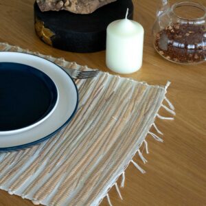 Water Hyacinth Natural Placemat - Natural Tiger with Fringe  (NatPM-01)