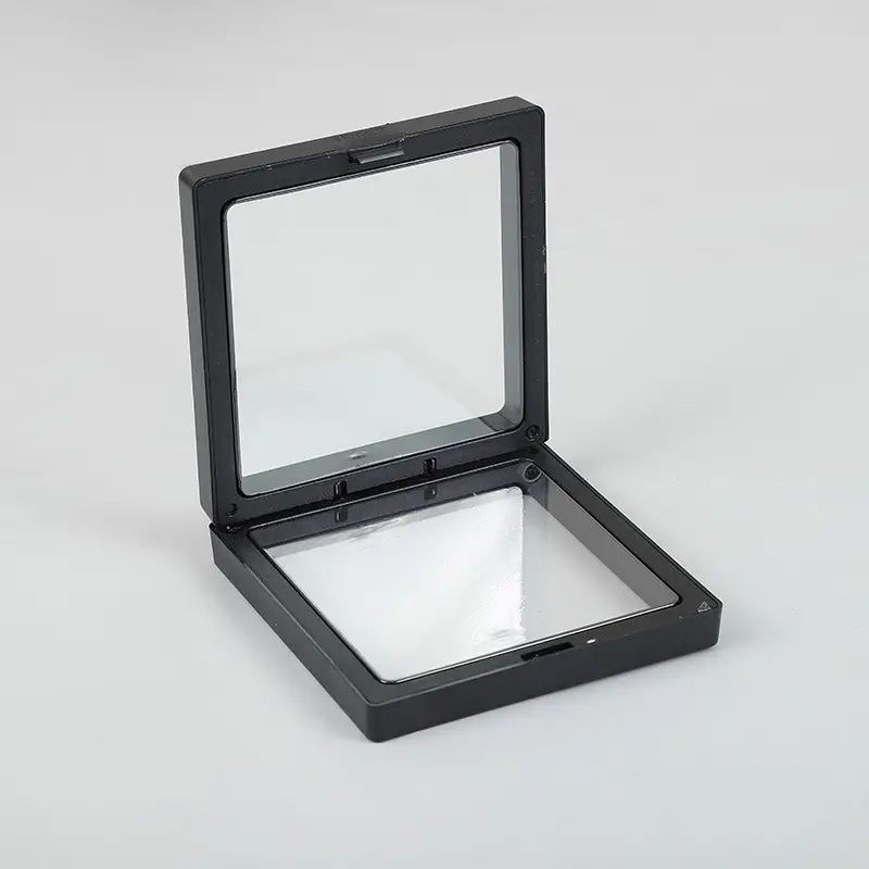 Small 3D Floating Frame Display 7x7cm - Black  (FFD-01)